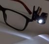 Szemüvegre csíptethető LED lámpa